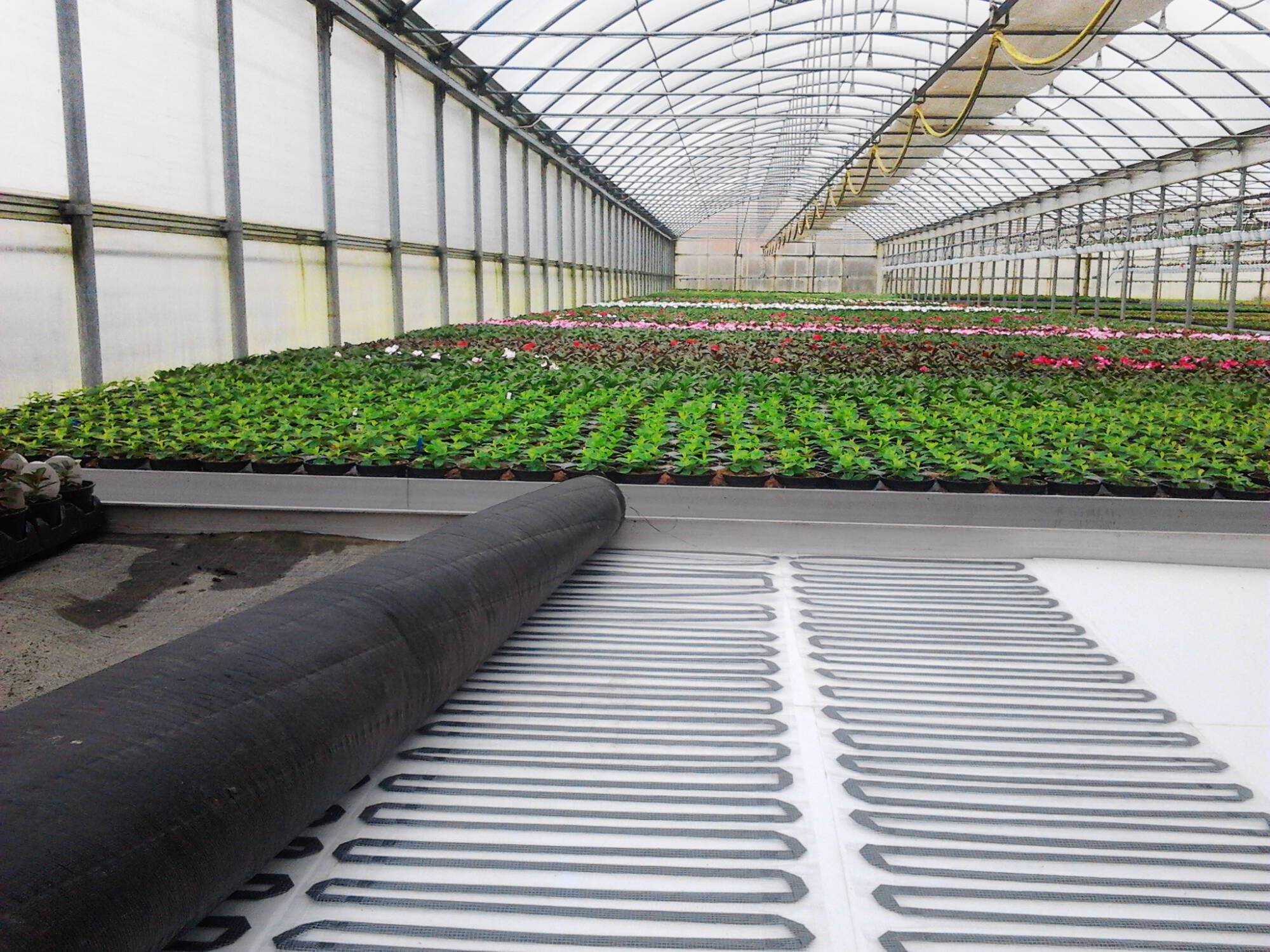 Planting tables can be quickly and easily equipped with a heating mat